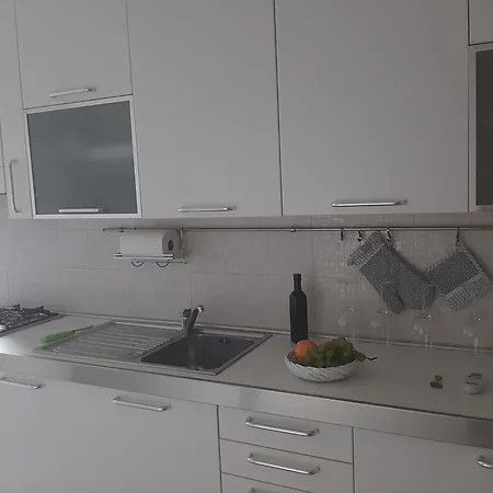 Casa Vacanza 4 Minuti Dal Mare Apartment