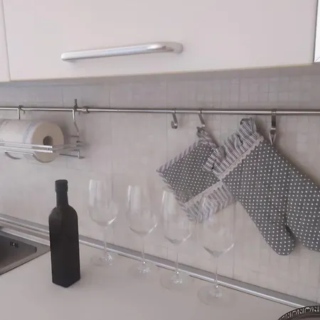 Casa Vacanza 4 Minuti Dal Mare Apartment *